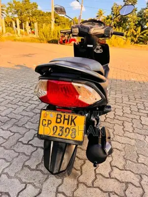 Honda Dio 2018 Motorbike (Used)