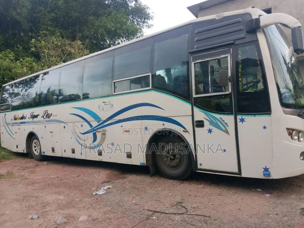 Ashok-Leyland 12 Mitr 2015 Bus (Used)