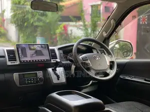 Toyota HIACE 2015 Van (Used)