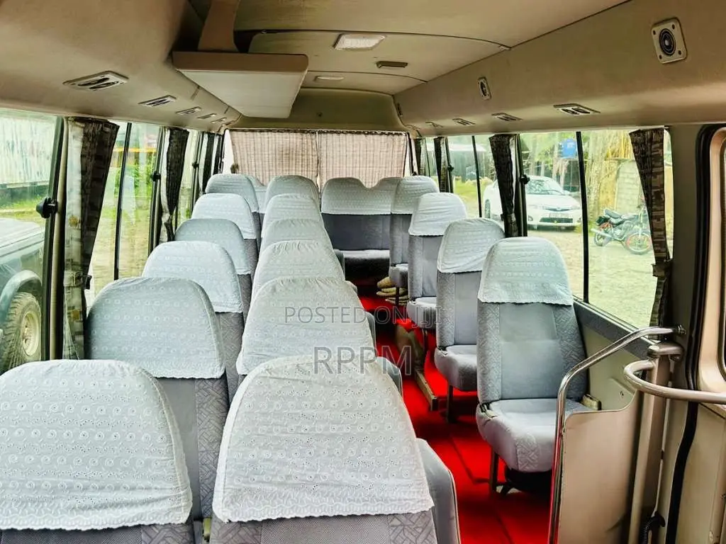 Toyota Coaster 2010 Bus (Used)