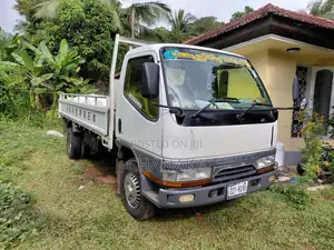 Mitsubishi Canter 1996 Lorry (Used)
