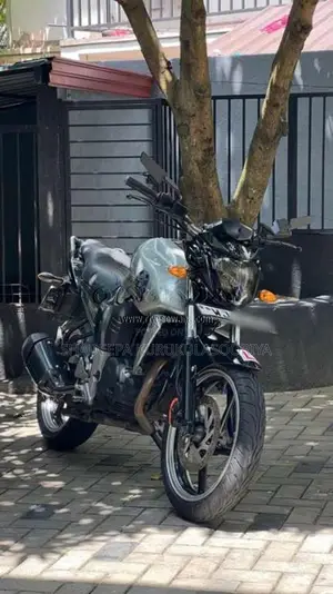 Yamaha FZ 2011 Motorbike (Used)
