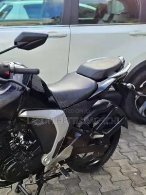 Yamaha FZ Version 2.0 2017 Motorbike (Used)