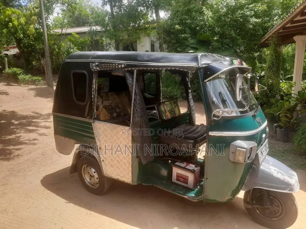 Piaggio Ape 2011 Three Wheel (Used)
