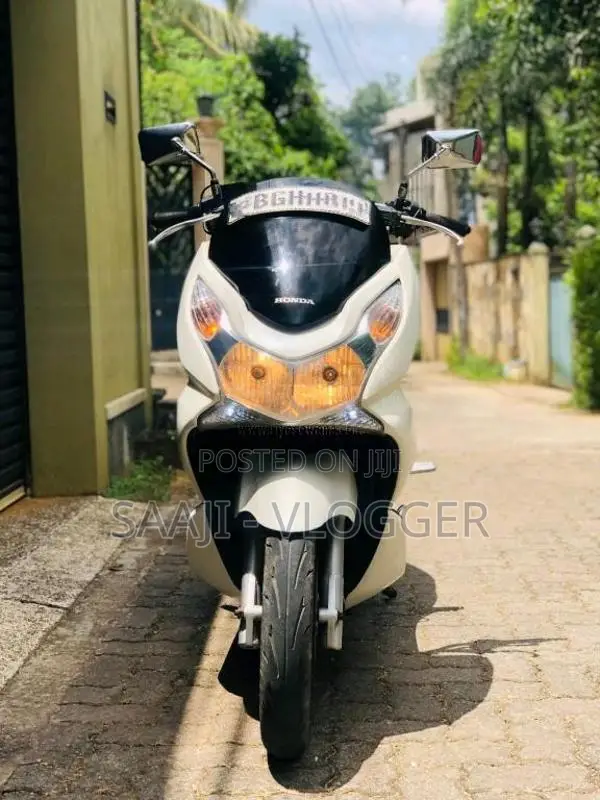 Honda Pcx 2018 Motorbike (Used)