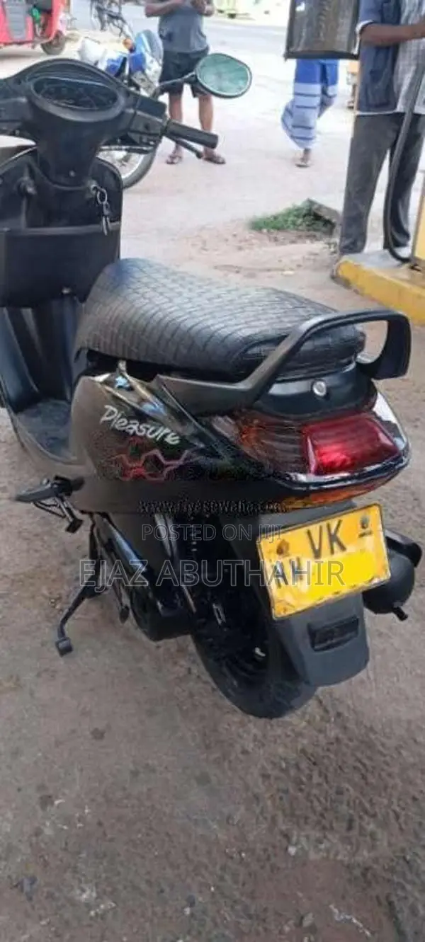 Hero Pleasure 2010 Motorbike (Used)