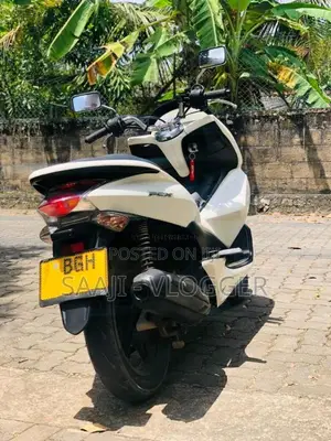 Honda Pcx 2018 Motorbike (Used)