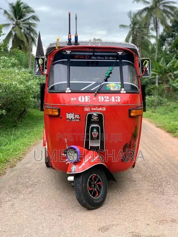 Bajaj 2 Stroke 2006 Three Wheel (Used)