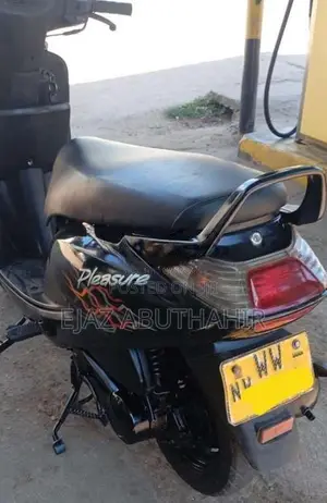 Hero Pleasure 2011 Motorbike (Used)