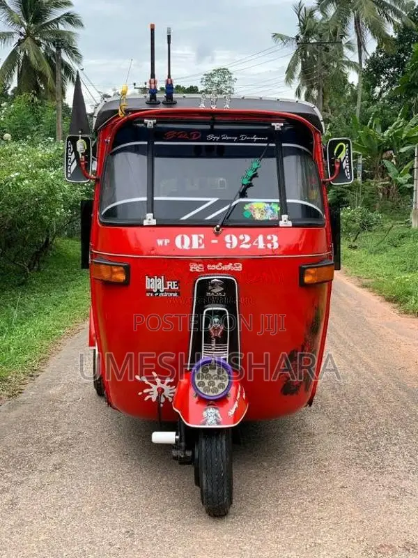 Bajaj 2 Stroke 2006 Three Wheel (Used)