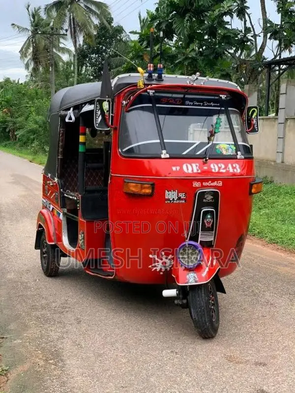 Bajaj 2 Stroke 2006 Three Wheel (Used)