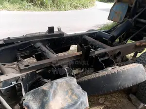 Mitsubishi Tipper 1999 Lorry (Used)