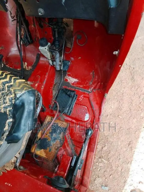 Bajaj RE 205 2011 Three Wheel (Used)