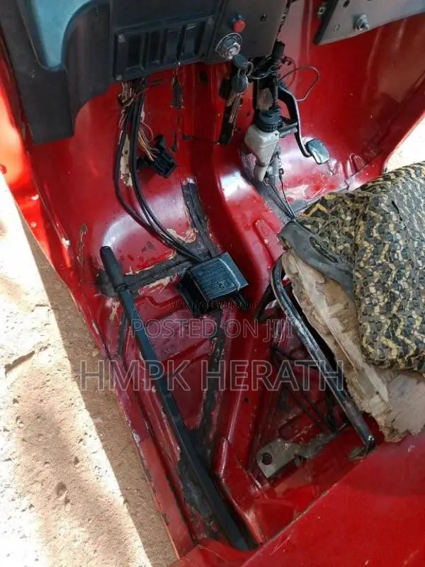 Bajaj RE 205 2011 Three Wheel (Used)