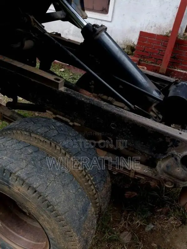 Mitsubishi Tipper 1999 Lorry (Used)