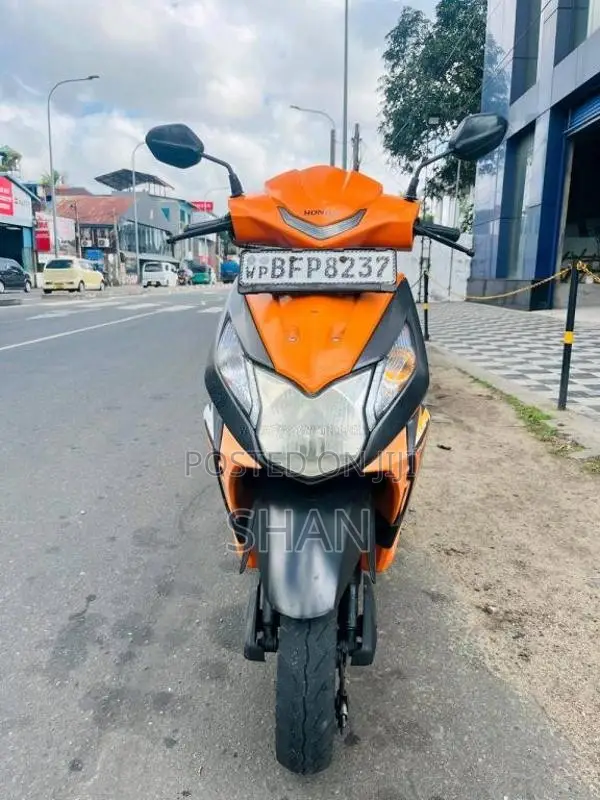 Honda Dio 2017 Motorbike (Used)