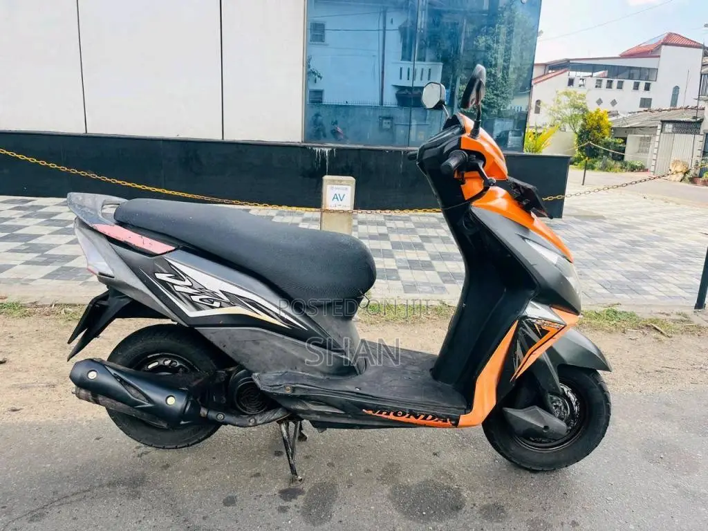 Honda Dio 2017 Motorbike (Used)