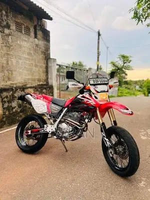 Honda Xr 250SM 2007 Motorbike (Used)