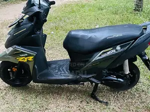 Yamaha Ray ZR 2018 Motorbike (Used)