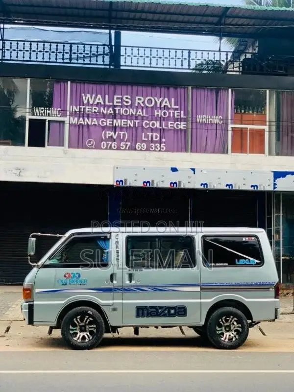 Mazda Bongo 1999 Van (Used)