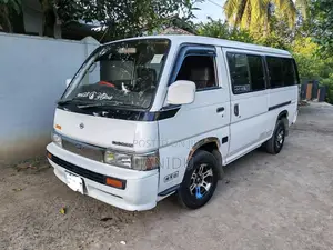Nissan Caravan E24 1993 Van (Used)