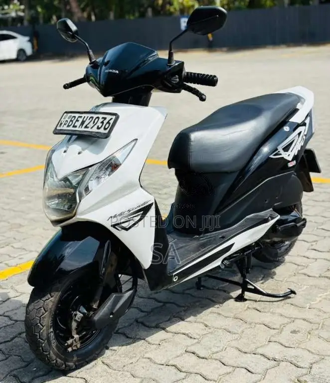 Honda Dio 2017 Motorbike (Used)