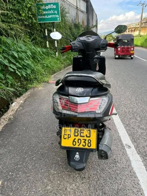 Hero Dash 2016 Motorbike (Used)