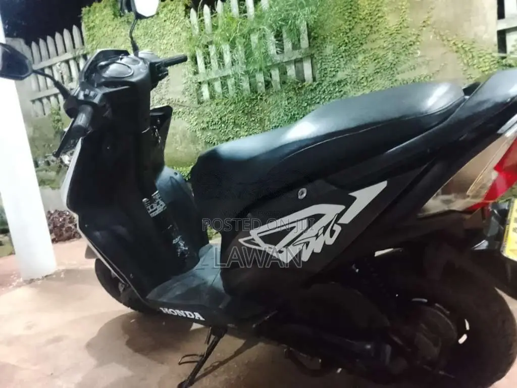 Honda Dio 2016 motorcycle (Used)
