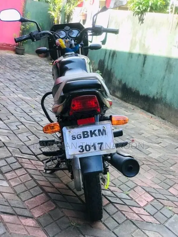 Bajaj CT-100 2025 Motorbike (Used)