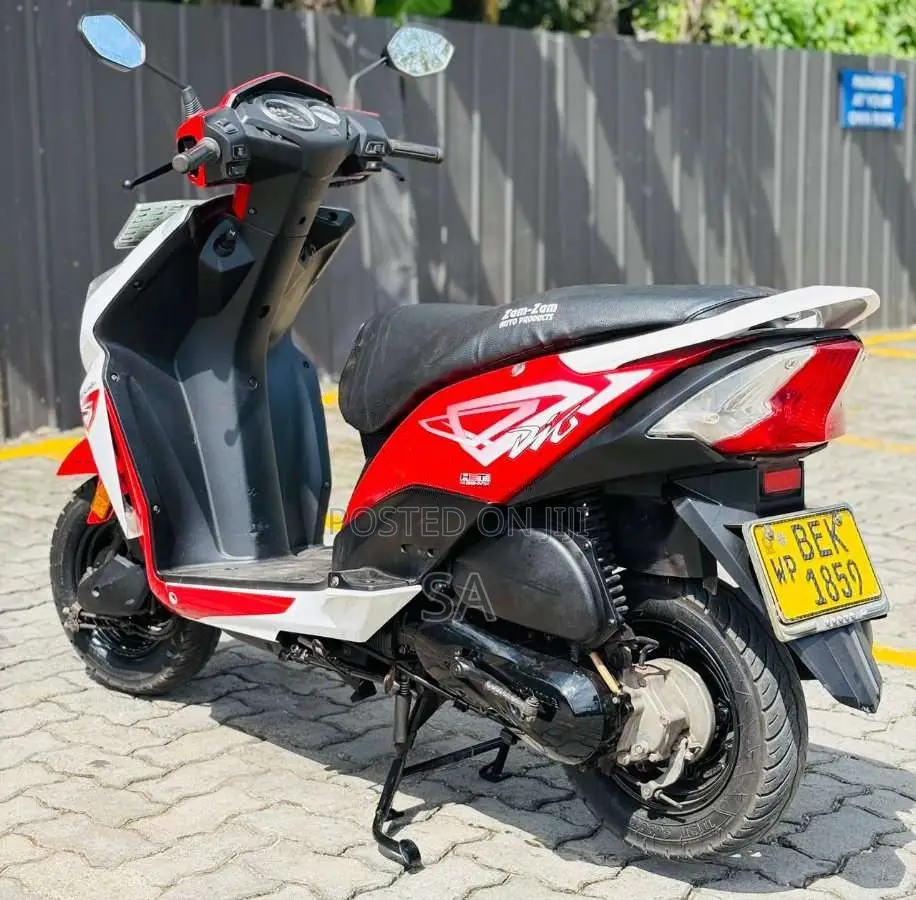 Honda Dio 2017 Motorbike (Used)