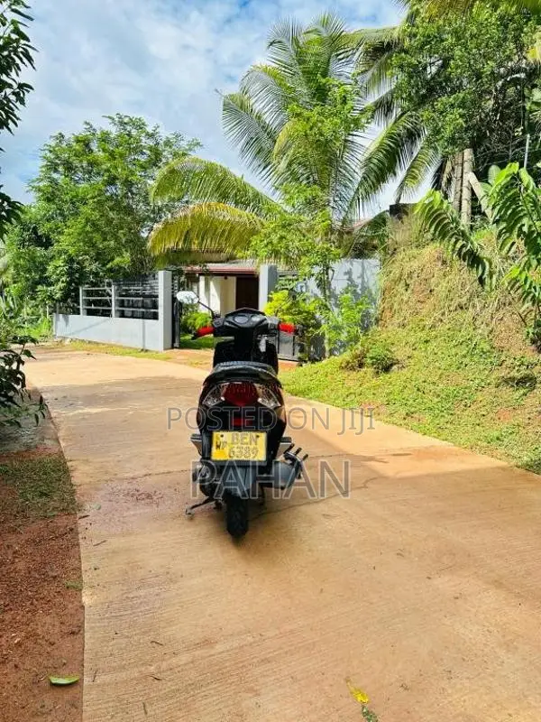 Honda Dio 2016 Motorbike (Used)