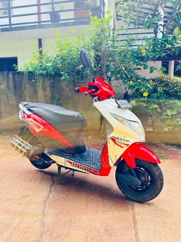 Honda Dio 2016 Motorbike (Used)