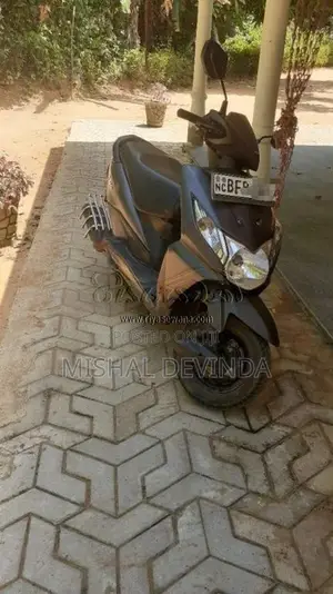 Honda Dio 2017 Motorbike (Used)