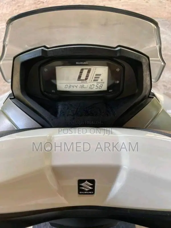 Suzuki BURGMAN 2019 Motorbike (Used)