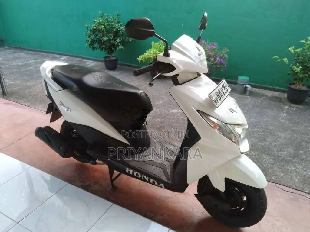 Honda Dio 2014 Motorbike (Used)