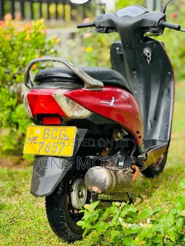 Honda Activa 2014 Motorbike (Used)
