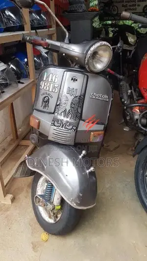 Bajaj Chetak 1995 Motorbike (Used)