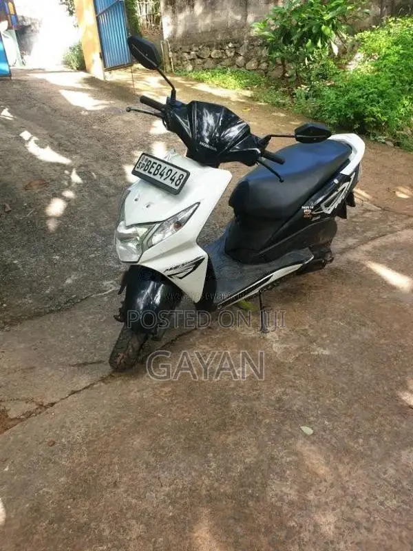 Honda Dio 2016 Motorbike (Used)