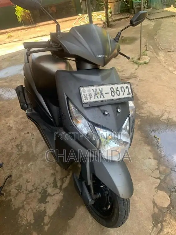 Honda Dio 2012 Motorbike (Used)