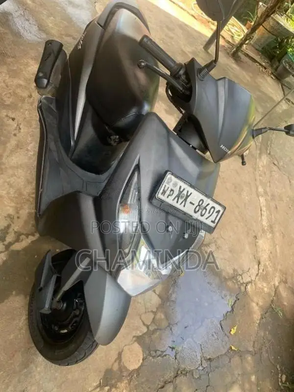 Honda Dio 2012 Motorbike (Used)