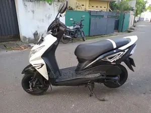 Honda Dio 2015 Motorbike (Used)
