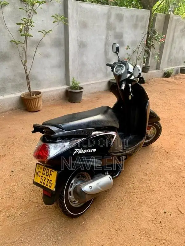 Hero Pleasure 2015 Motorbike (Used)