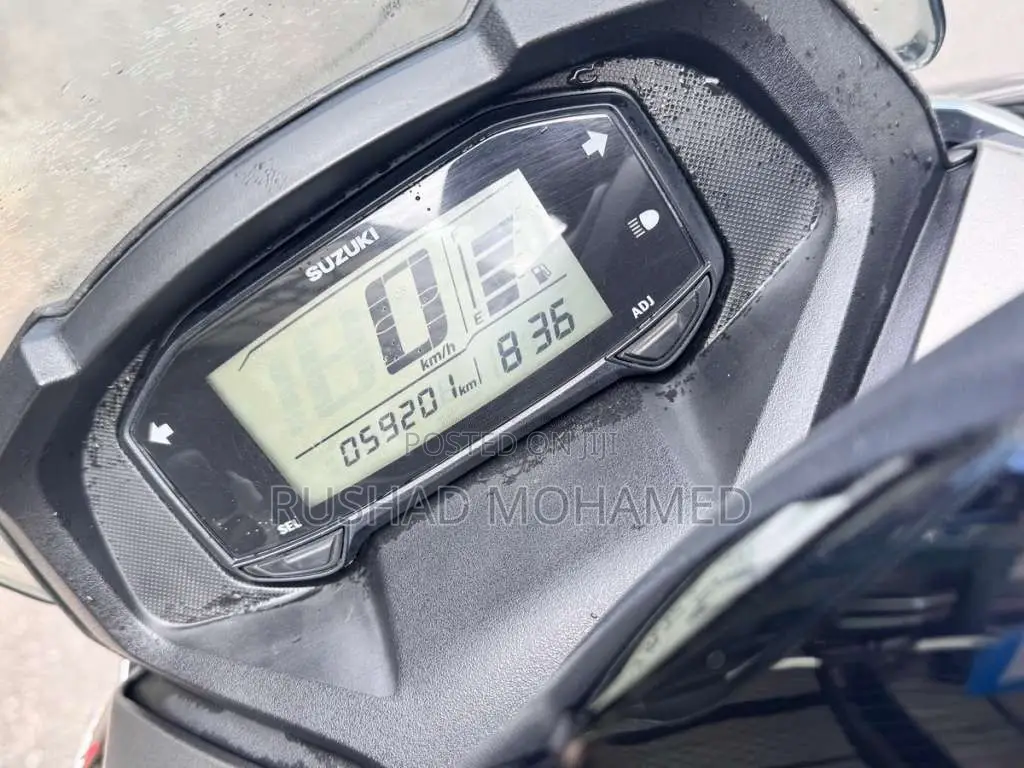 Suzuki BURGMAN 2019 Motorbike (Used)
