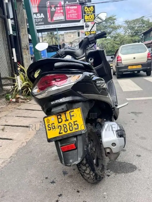 Suzuki BURGMAN 2019 Motorbike (Used)