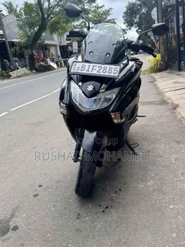 Suzuki BURGMAN 2019 Motorbike (Used)