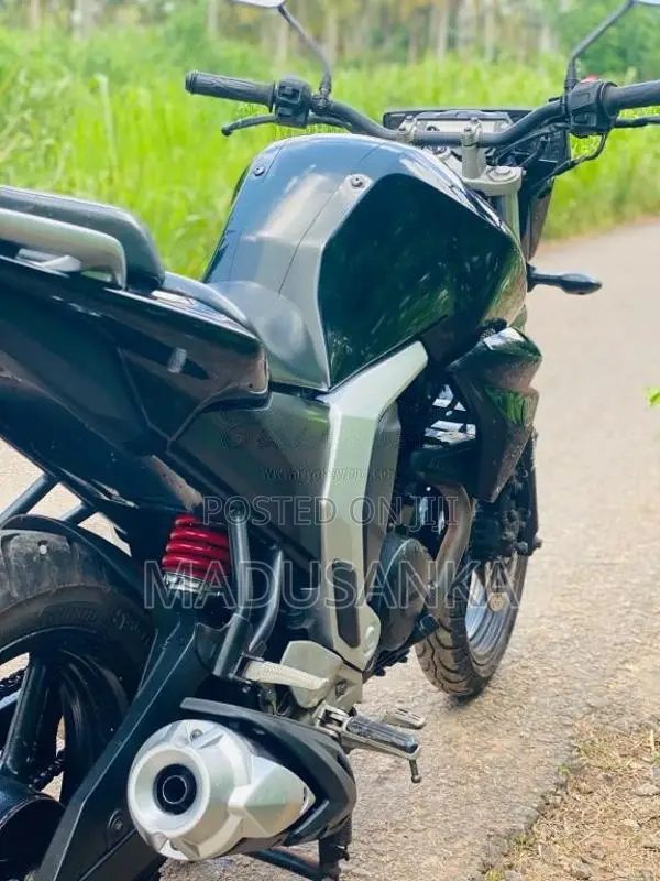 Yamaha FZ 2018 Motorbike (Used)
