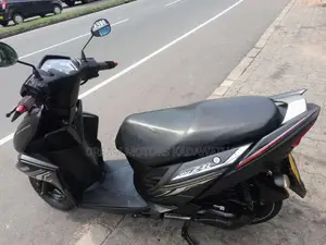 Yamaha Ray ZR 2018 Motorbike (Used)