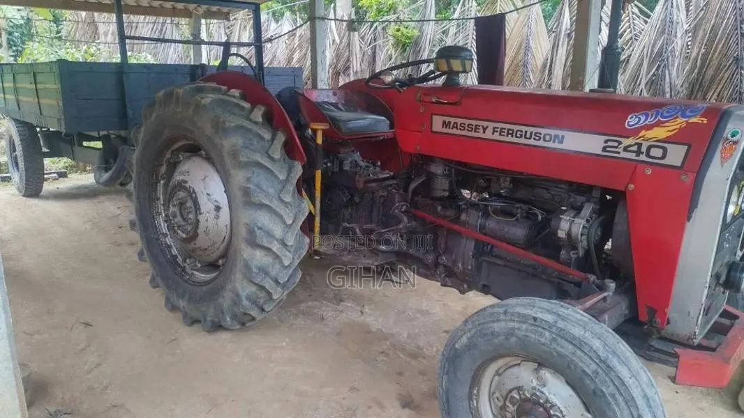 Massey-Ferguson 240 1987 Tractor (Used)