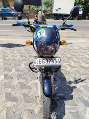 Bajaj CT-100 2015 Motorbike (Used)