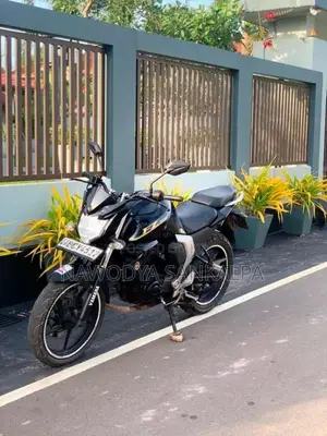 Yamaha FZ 2015 Motorbike (Used)